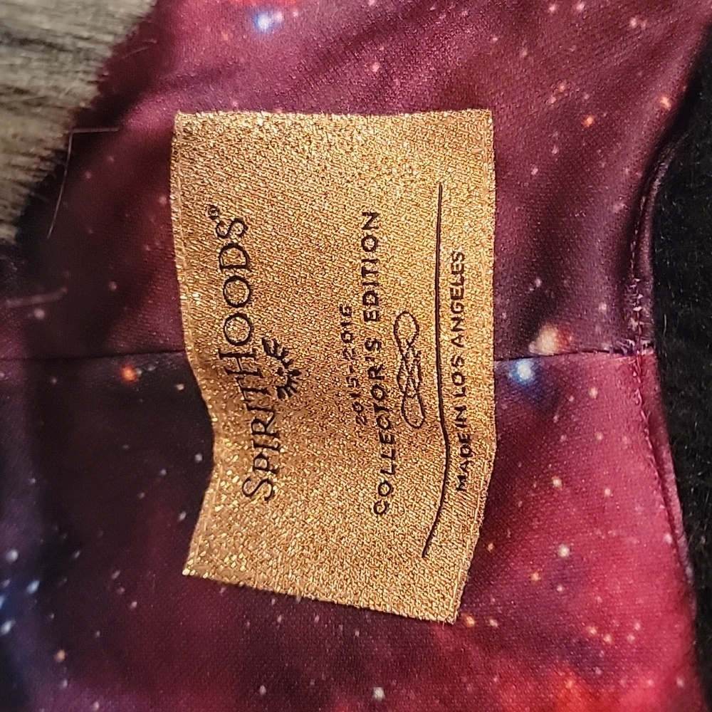 Spirithoods Blackmilk Galaxy Wolf - Picture 2 of 3